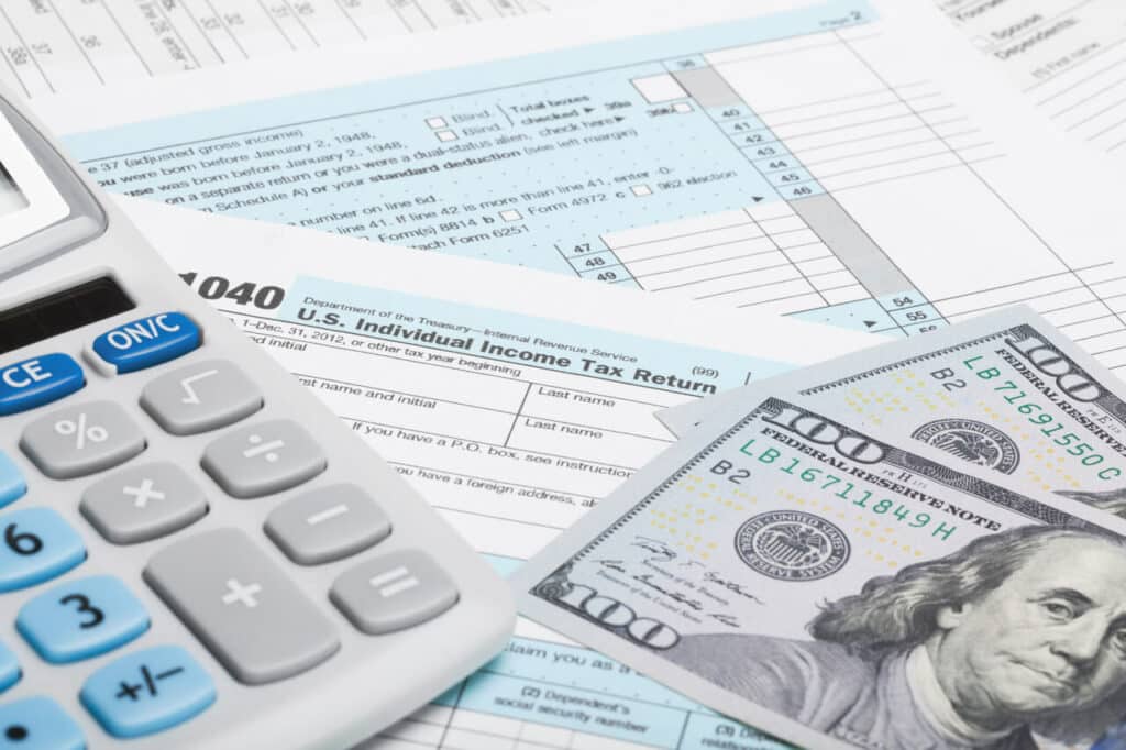 Banner image for The Ultimate Guide to US Tax Forms for American Expats