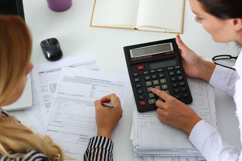 4 Key Differences You Should Know About Form 8938 and Form 8621