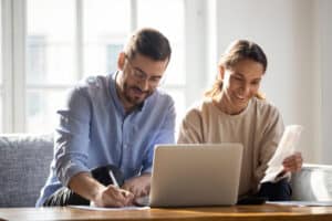 5 Foreign Income Types You Can and Cannot Claim on Form 2555 to Determine Your FEIE