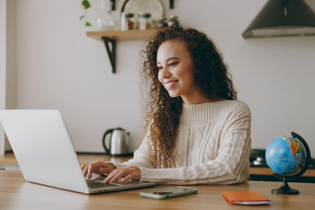 How To File a Tax Extension with Form 4868 — A Guide for Expats